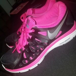 Women's Pink & Black Nike shoes